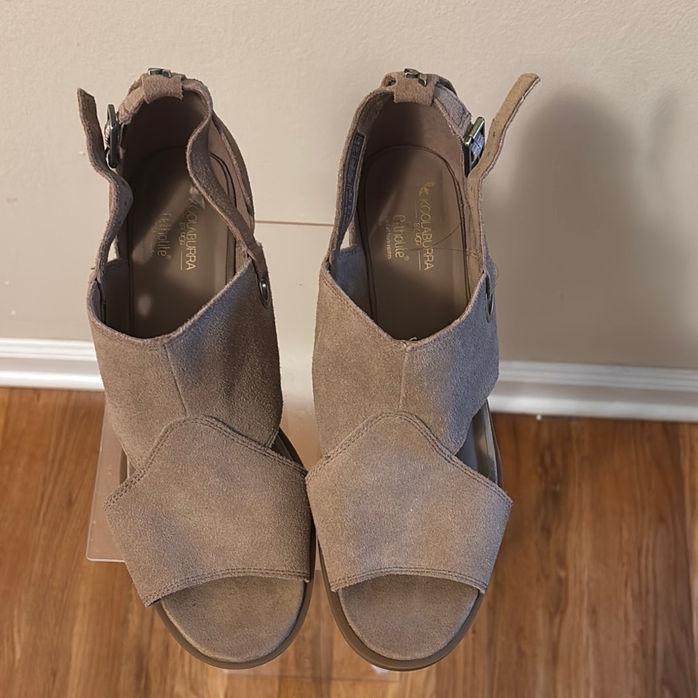 Koolaburra By UGG Tan Sandals with Modern Cut-Out Design